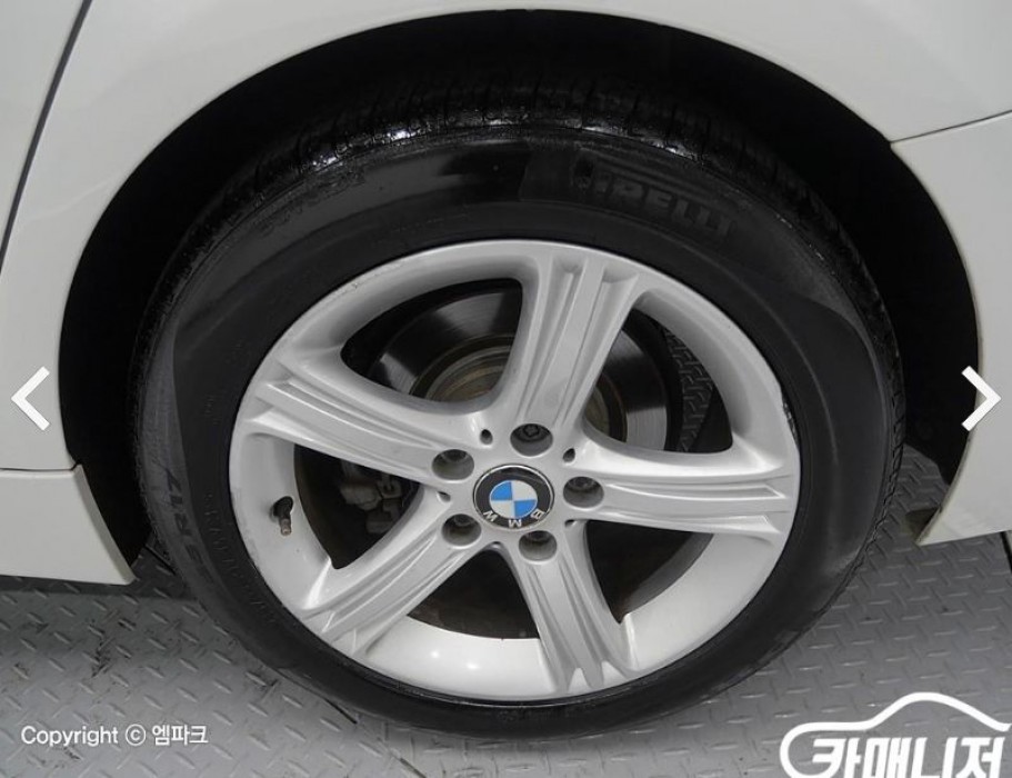 BMW 3시리즈 이미지 16